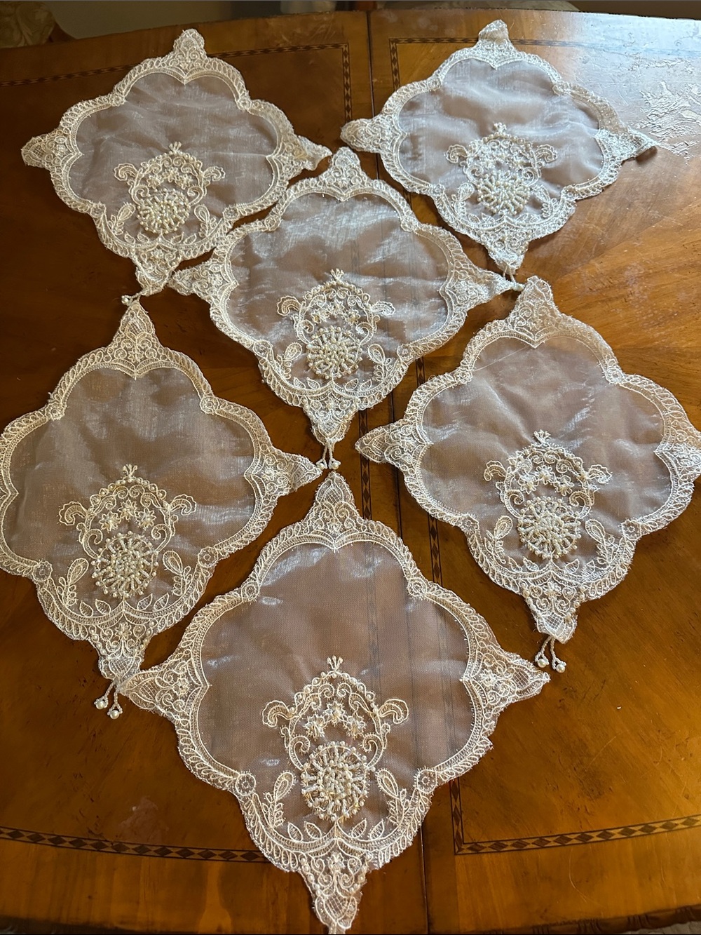 6 HANDMADE ORGANZA SET WITH PEARL AND SEQUINS Medallion Doilies Home Accents